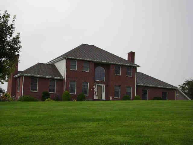 Building photograph for 21 SKY MEADOW RD